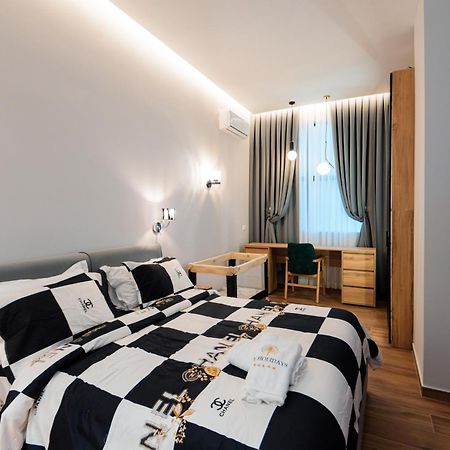 Lux Holidays Durrës Zewnętrze zdjęcie