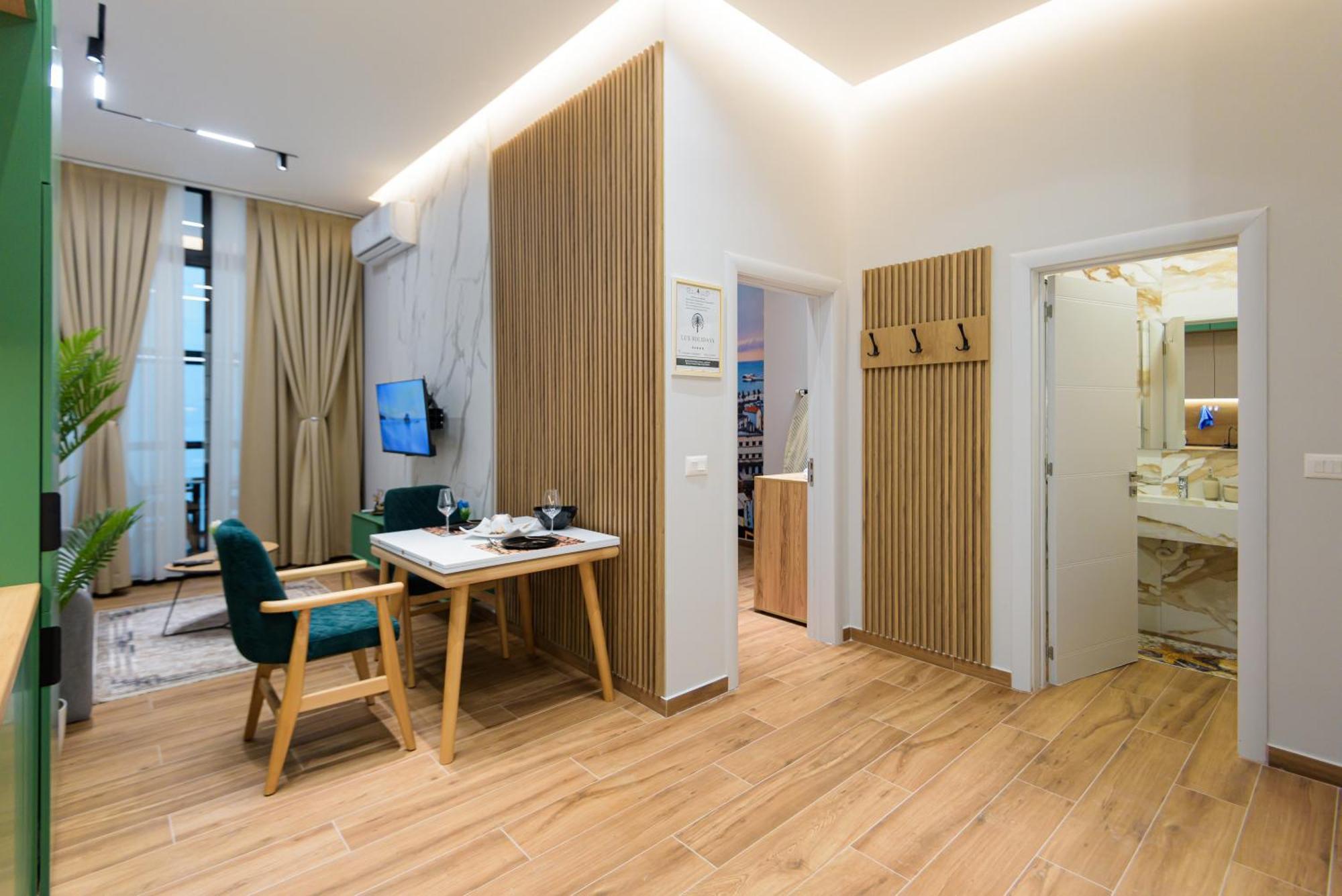 Lux Holidays Durrës Zewnętrze zdjęcie