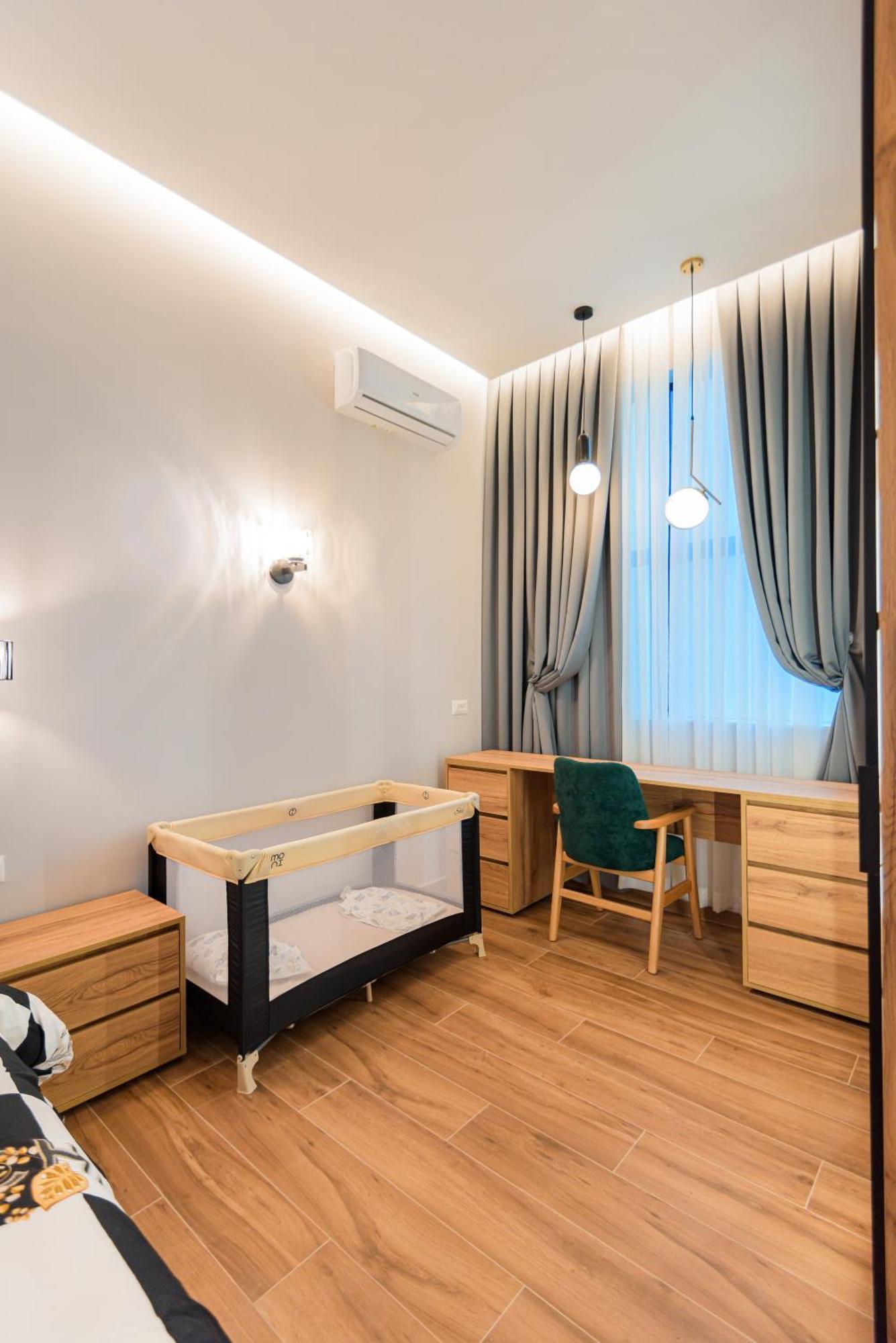 Lux Holidays Durrës Zewnętrze zdjęcie